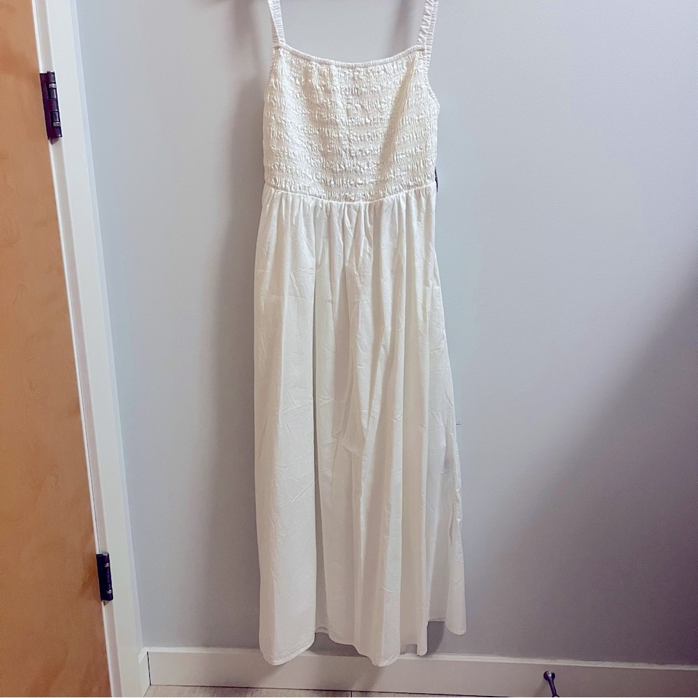 NWT White Cotton-Poplin Smocked-Bodice Midi Dress Old Navy
